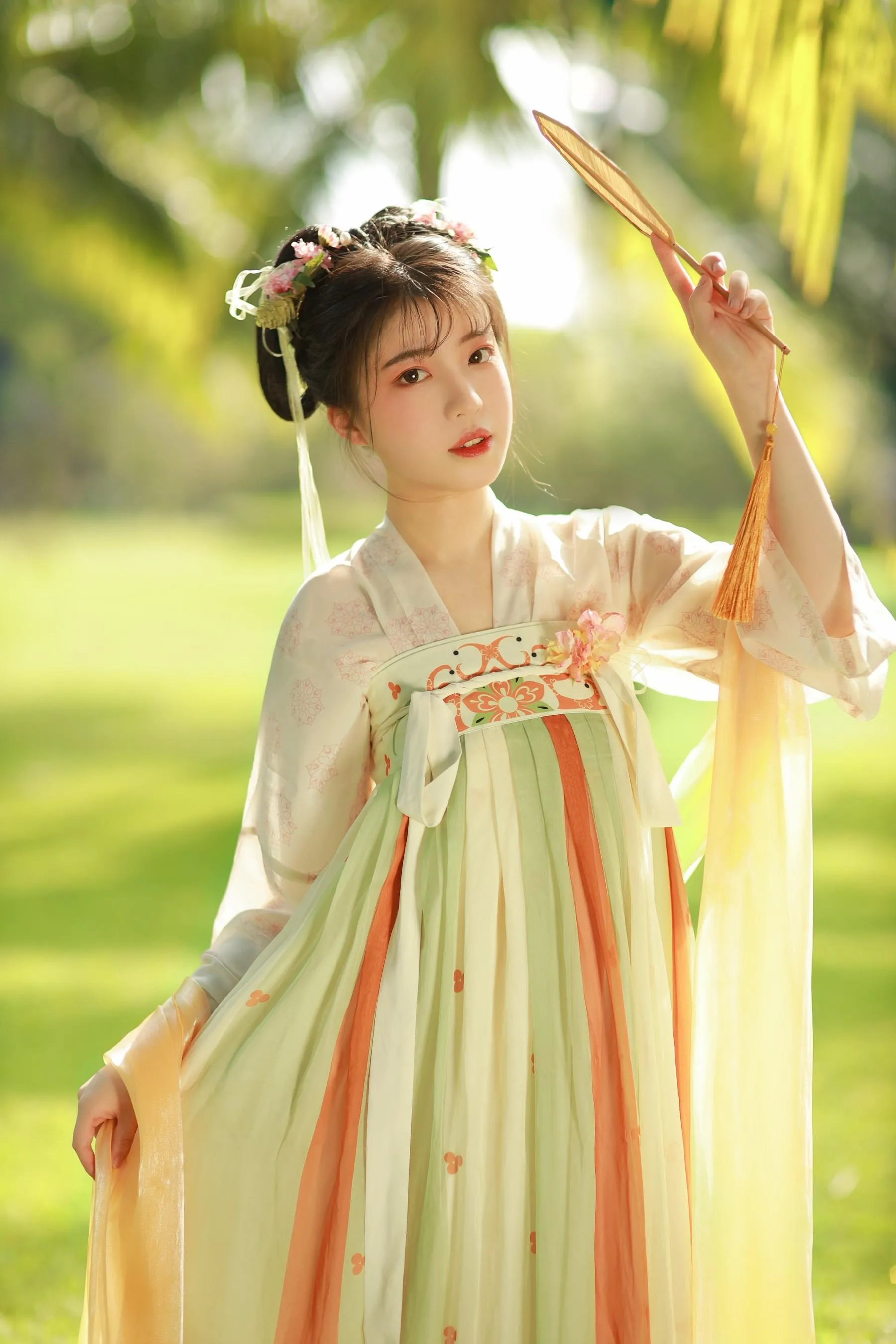 [艺图语] 2022.06.11 夏日少女 我超白_ [27P]插图